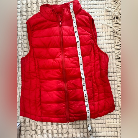 Red Puffer Vest - Picture 7 of 7